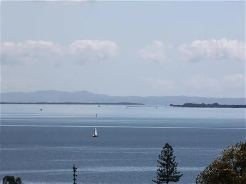 Main view of Homely unit listing, 9/163 Wynnum Esplanade, Wynnum QLD 4178