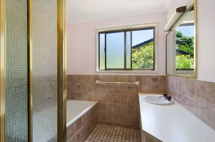 Seventh view of Homely other listing, 2/31 Hillcrest Avenue, Tugun QLD 4224