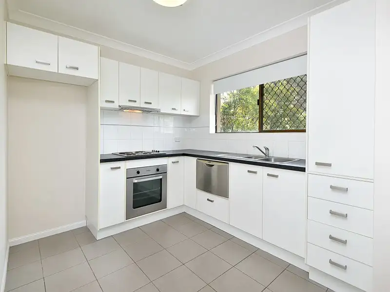 Main view of Homely unit listing, 4/70 Hilltop Avenue, Chermside QLD 4032