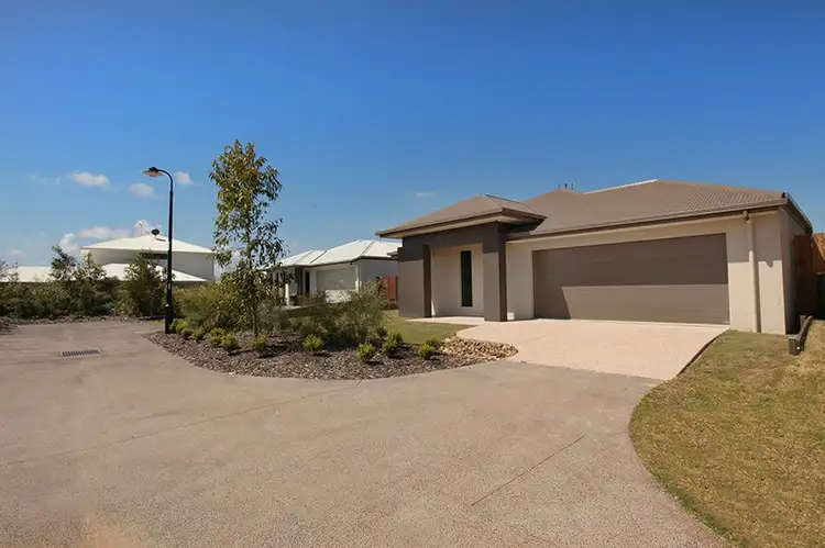 19 Tarwhine Place, Mountain Creek QLD 4557