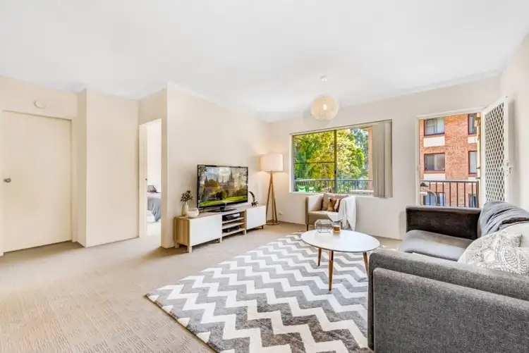 1/11a Cambridge Street, Gladesville NSW 2111