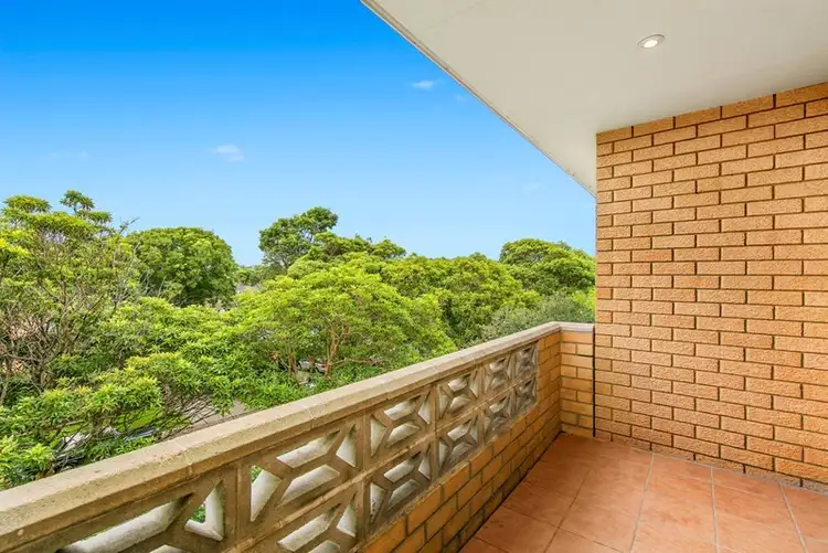Fourth view of Homely apartment listing, 8/39 Wyuna Avenue, Freshwater NSW 2096