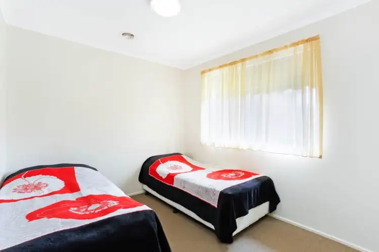 Sixth view of Homely house listing, 15 Manna Court, Meadow Heights VIC 3048