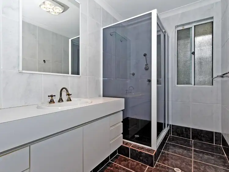 Sixth view of Homely house listing, 4 Inveraray Close, Canning Vale WA 6155