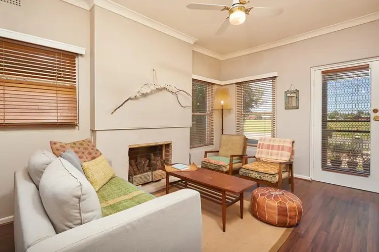Second view of Homely house listing, 27 North Parade, Wagga Wagga NSW 2650