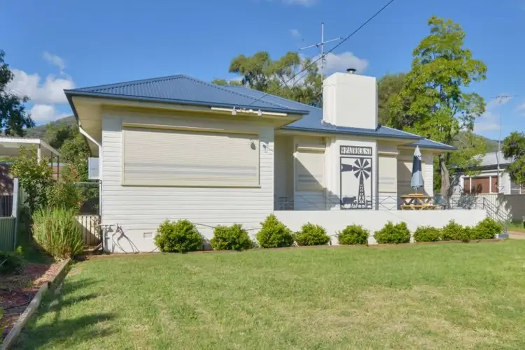 9 Patrick Street, Tamworth NSW 2340
