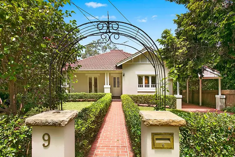 9 Alice Street, Turramurra NSW 2074