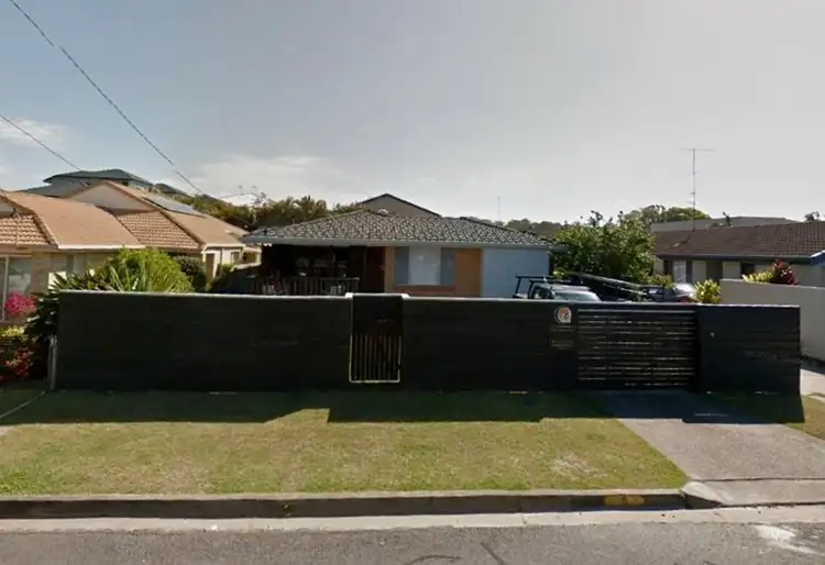 6 Morotai Avenue, Palm Beach QLD 4221