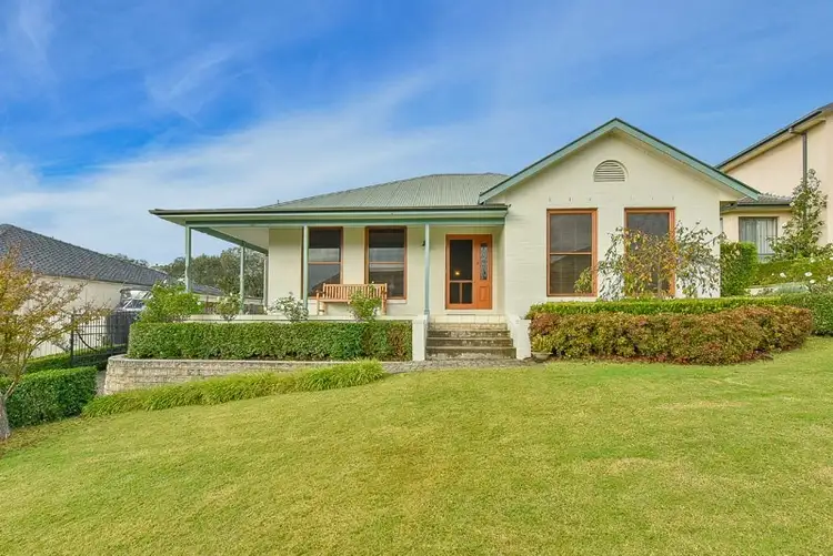 13 Governors Way, Macquarie Links NSW 2565