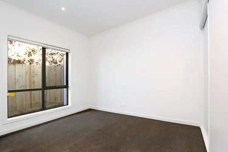 Seventh view of Homely house listing, 8/237 Dunns Road, Mornington VIC 3931