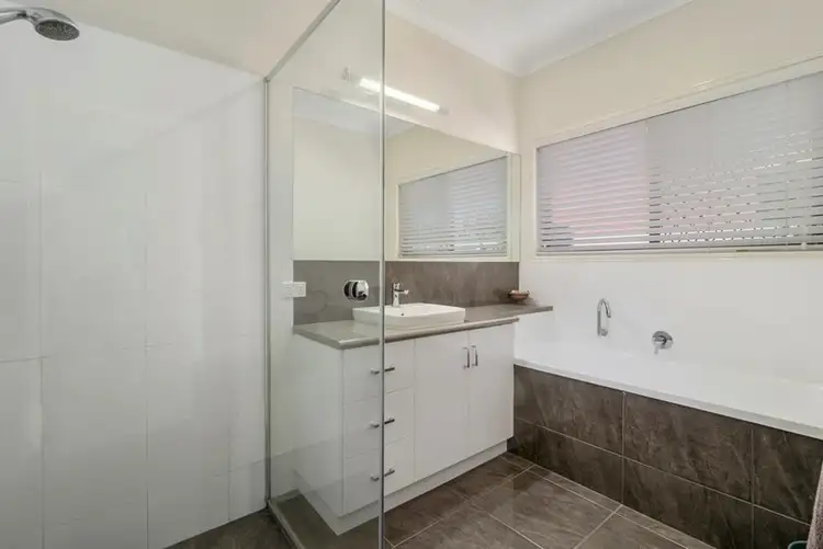 Sixth view of Homely house listing, 9 Thorley Court, Middle Ridge QLD 4350