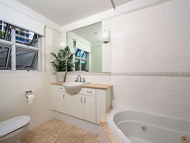 Sixth view of Homely apartment listing, 2/73 Spence Street, Cairns City QLD 4870