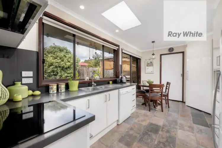 Seventh view of Homely house listing, 18 Dunbar Court, Lalor VIC 3075