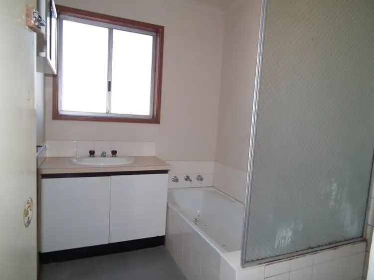 Fifth view of Homely house listing, 10 Station Street, Murchison VIC 3610