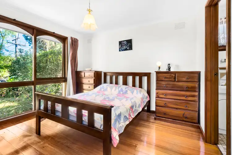 Fifth view of Homely house listing, 4 Elliminya Court, Clarinda VIC 3169