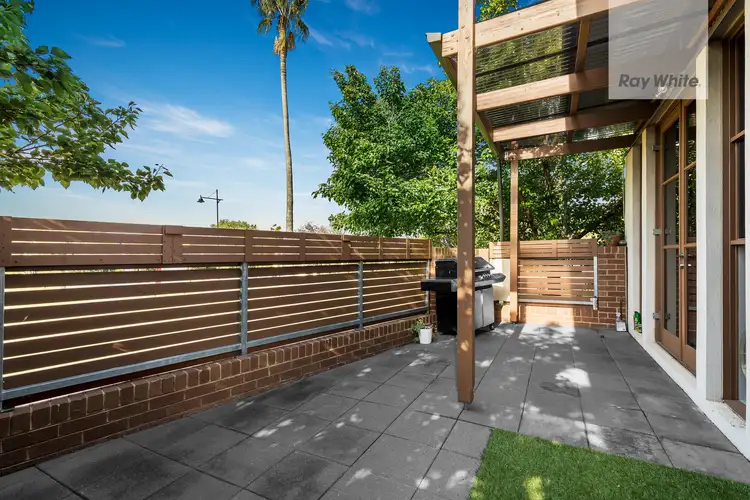 Fifth view of Homely townhouse listing, 21 Springthorpe Boulevard, Macleod VIC 3085