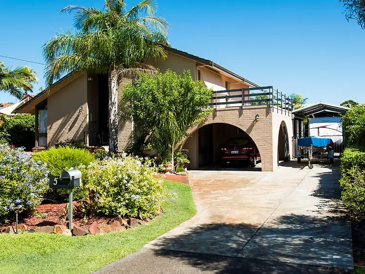 Main view of Homely house listing, 5 Camborne Way, Thornlie WA 6108