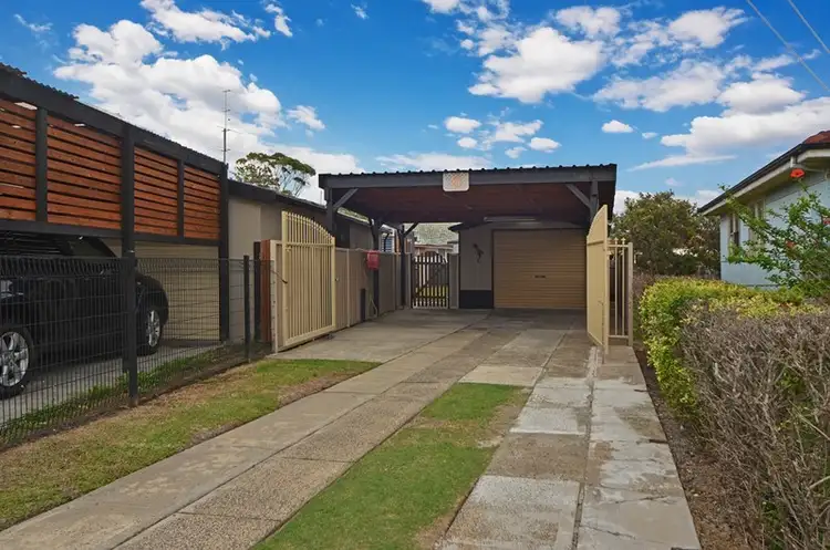 Third view of Homely house listing, 8 Messenger Road, Barrack Heights NSW 2528