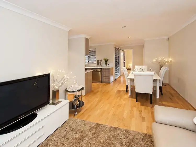 Sixth view of Homely house listing, 25 Brixham Way, Warnbro WA 6169