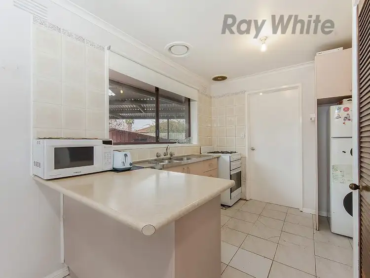 Fourth view of Homely house listing, 5 Mytton Close, St Albans VIC 3021