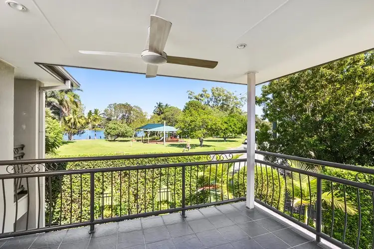 1/34 Hawaii Avenue, Palm Beach QLD 4221