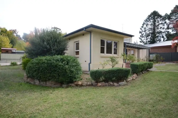26 Agnes Street
