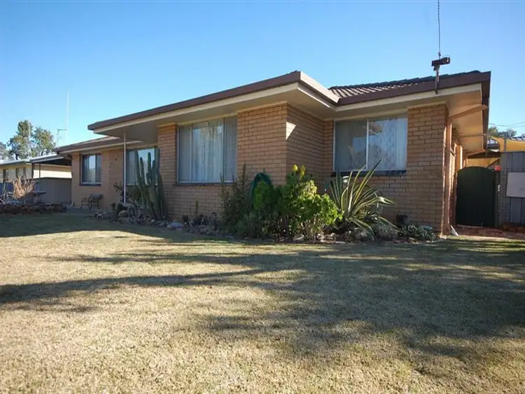 10 Bellbird Street, Coleambally NSW 2707