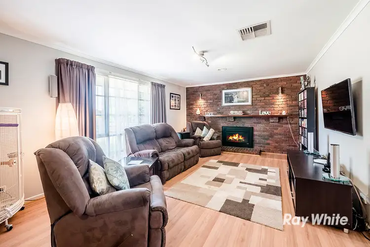 Fifth view of Homely house listing, 20 Donnelly Court, Cranbourne VIC 3977