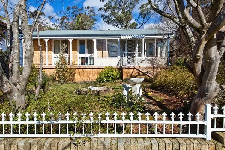 17 Grose Street, Blackheath NSW 2785
