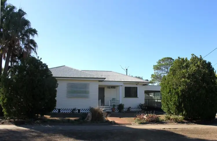 17 Alice Street, Dalby QLD 4405