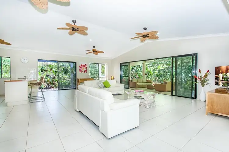 125-127 Windlass Street, Goldsborough QLD 4865