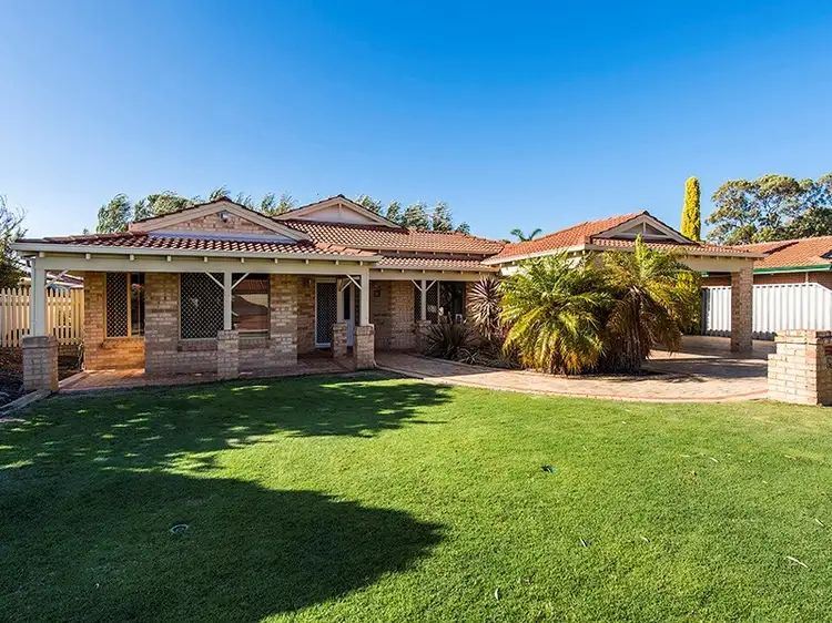 5 Sunningdale Circle, Cooloongup WA 6168