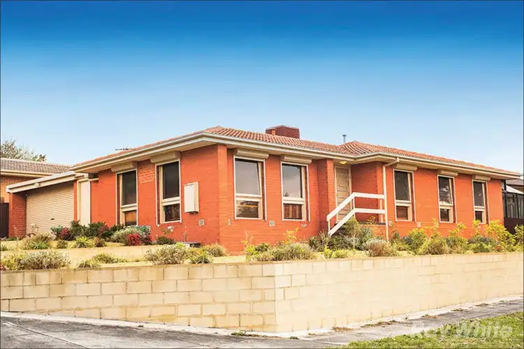 35 Amblecote Crescent, Mulgrave VIC 3170