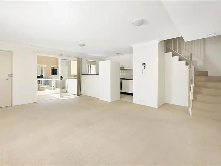 Main view of Homely unit listing, 10/34 Fisher Road, Dee Why NSW 2099