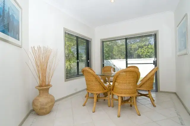 Seventh view of Homely house listing, 2 Steyning Court, Arundel QLD 4214