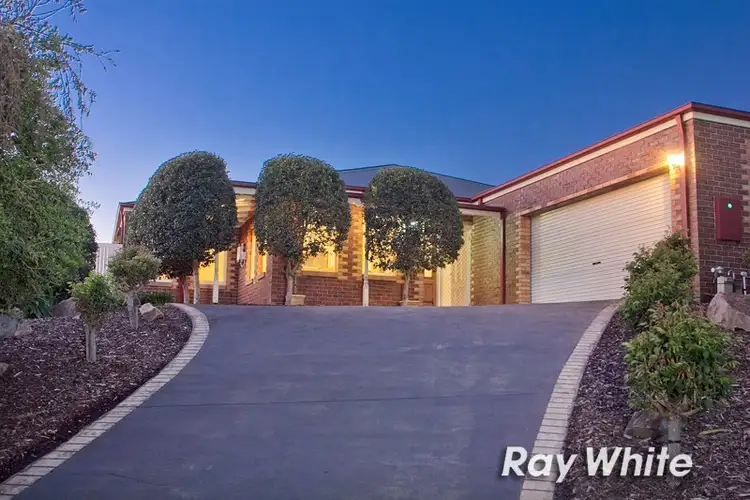 Second view of Homely house listing, 3 Bottlebrush Court, Langwarrin VIC 3910