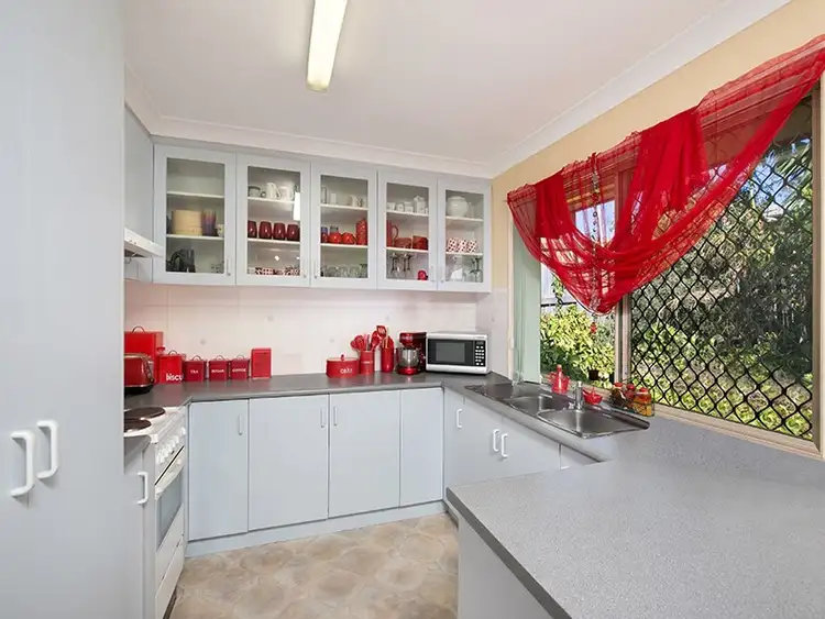Second view of Homely house listing, 10 Natone Court, Edens Landing QLD 4207