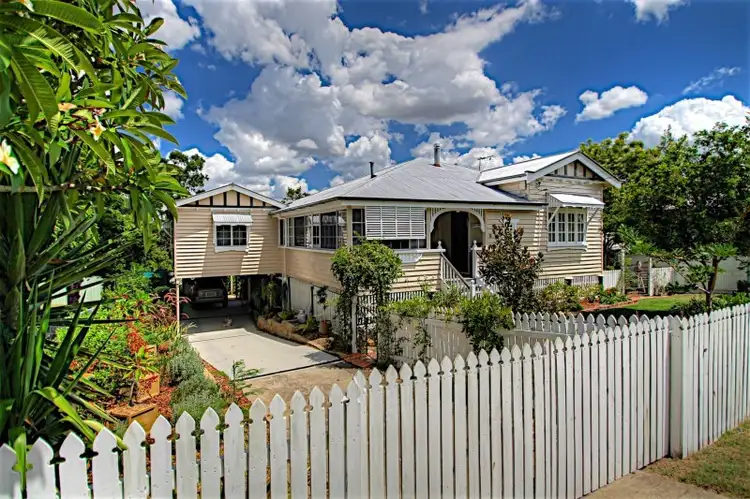 10 Shelley Street, Brassall QLD 4305