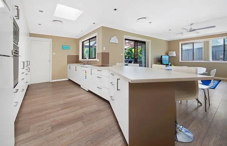 Second view of Homely house listing, 8 Sutcliffe Place, Barden Ridge NSW 2234