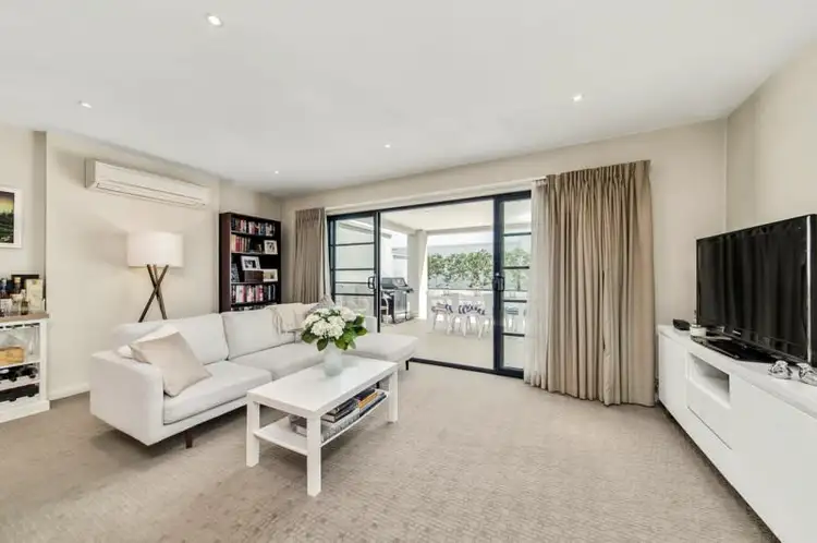 Main view of Homely apartment listing, 9/2 Cunningham Street, Griffith ACT 2603