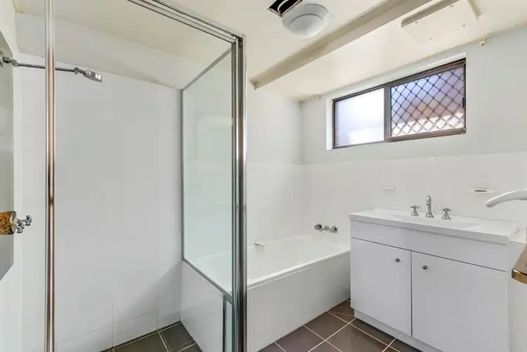 Sixth view of Homely apartment listing, 2/83 Queen Street, Southport QLD 4215