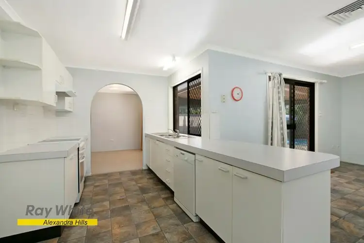 Fifth view of Homely house listing, 3 Maclean Court, Alexandra Hills QLD 4161