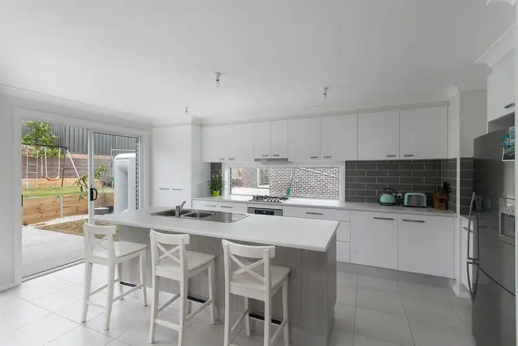 49 Rosemont Circuit, Flinders NSW 2529