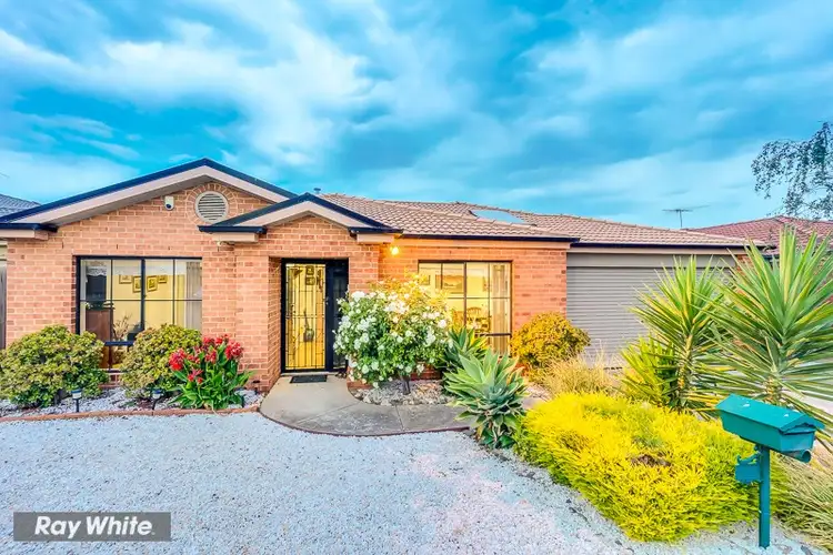 35 Bridgewater Way, Truganina VIC 3029