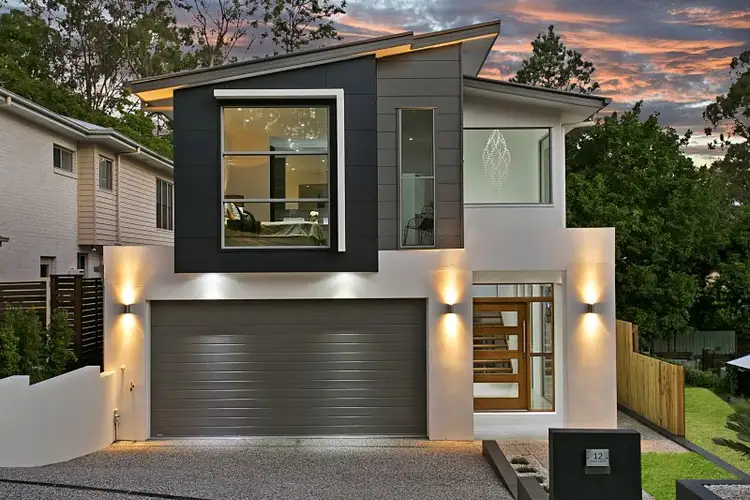 12 Henry Street, Chapel Hill QLD 4069