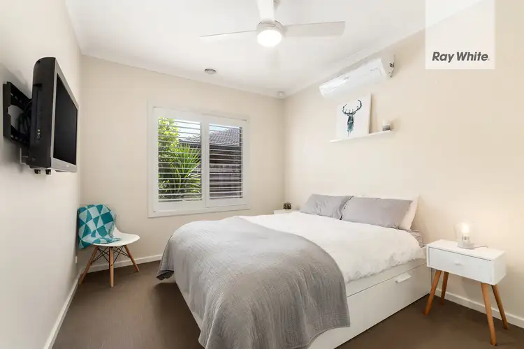Fifth view of Homely house listing, 10 Freshwater Way, South Morang VIC 3752