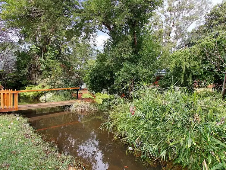 Sixth view of Homely house listing, 8 Kimbarlee Way, Lesmurdie WA 6076