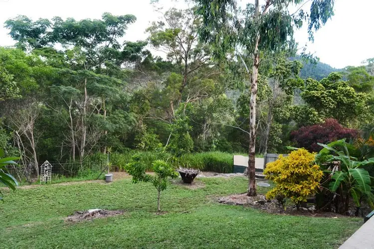 Sixth view of Homely house listing, 8 Curlew Court, Jubilee Pocket QLD 4802