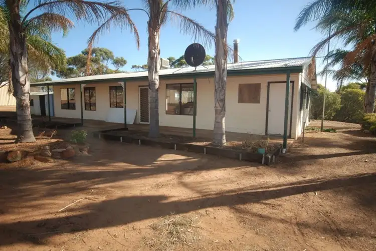 258 Bullara Street, Cuballing WA 6311