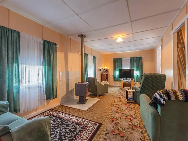 Second view of Homely house listing, 138 Stuart Street, Mount Lofty QLD 4350
